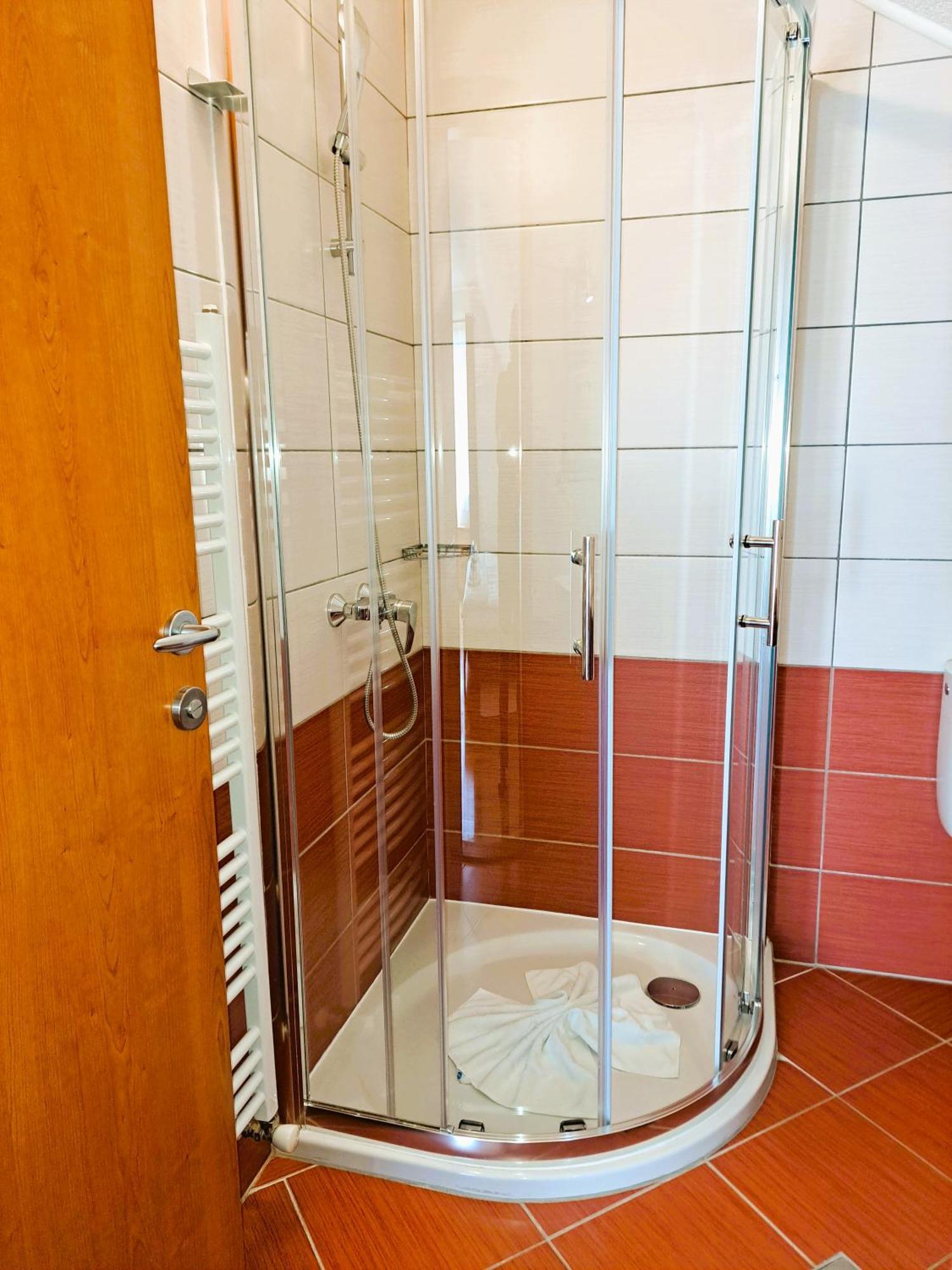 Plitvice Lower Lakes Rooms Plitvica selo Exterior photo